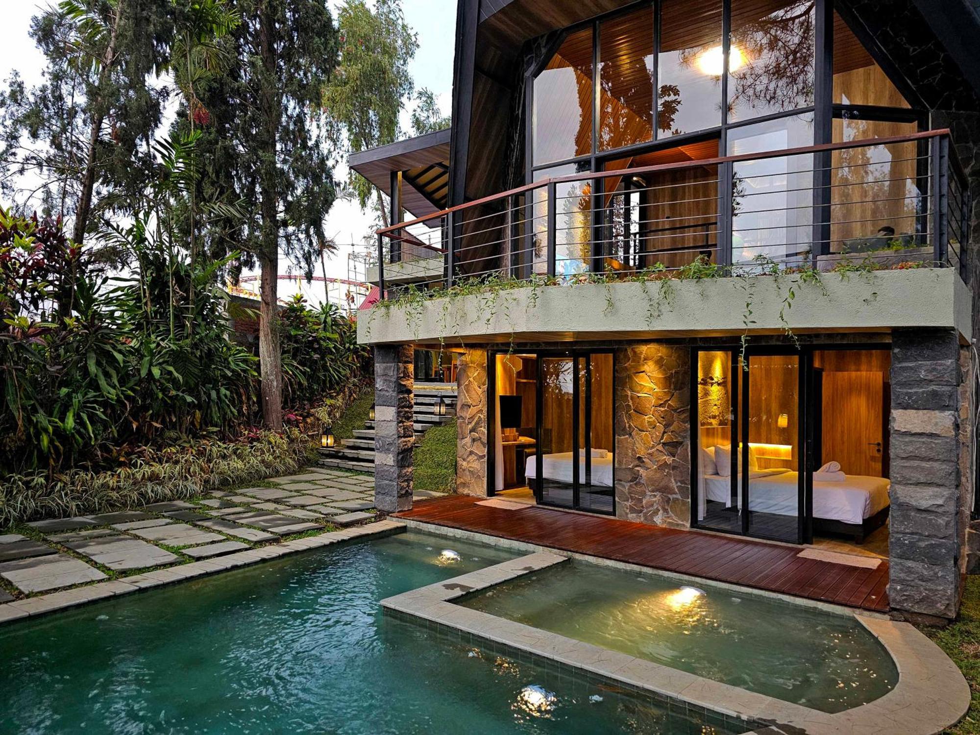 Villa 4-Br Klub Bunga No 4 Batu Malang Bagian luar foto